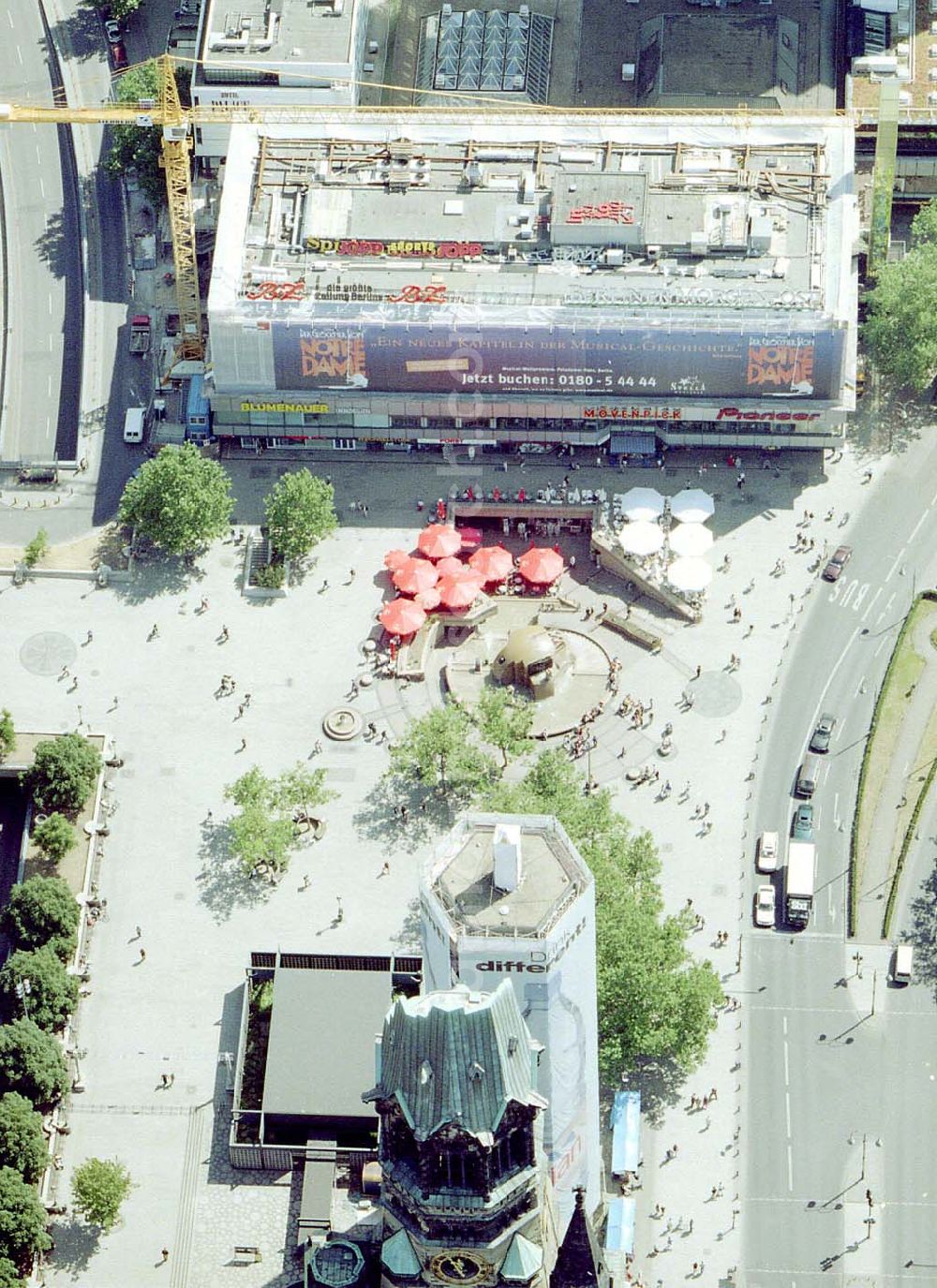 Aerial photograph Berlin - Charlottenburg - Baustelle der Firma STREIF-Baulogistik am Europacenter in Berlin - Charlottenburg.