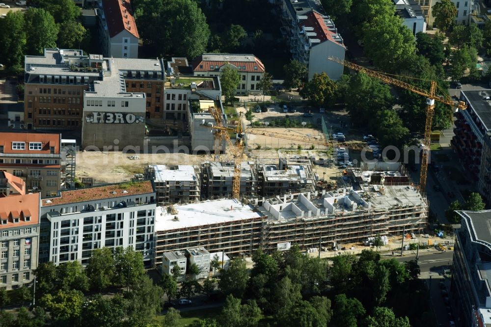 Aerial photograph Leipzig - Gutted buildings on the area of a former printing plant in Leipzig in the state Saxony. The old buildings are part of a housing project