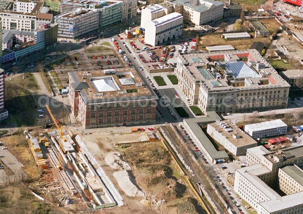 Aerial photograph Berlin - Kreuzberg - Baustelle an der Gedenkstätte Torphographie des Terrors in Berlin-Kreuzberg am Grophiusbau und Preußischem Landtag.