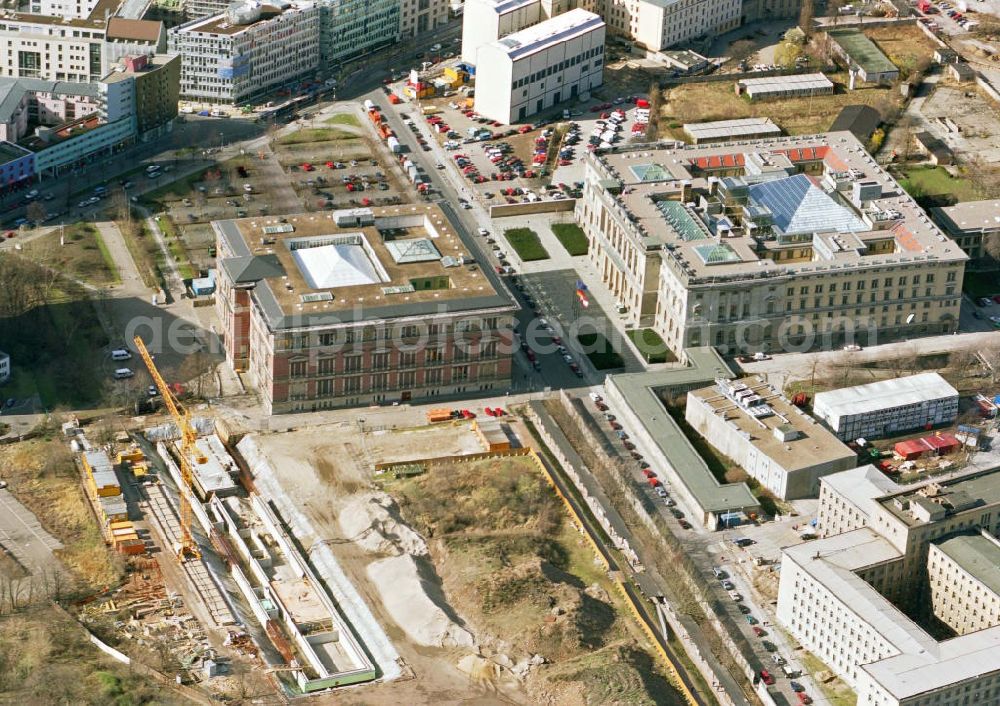 Berlin - Kreuzberg from above - Baustelle an der Gedenkstätte Torphographie des Terrors in Berlin-Kreuzberg am Grophiusbau und Preußischem Landtag.