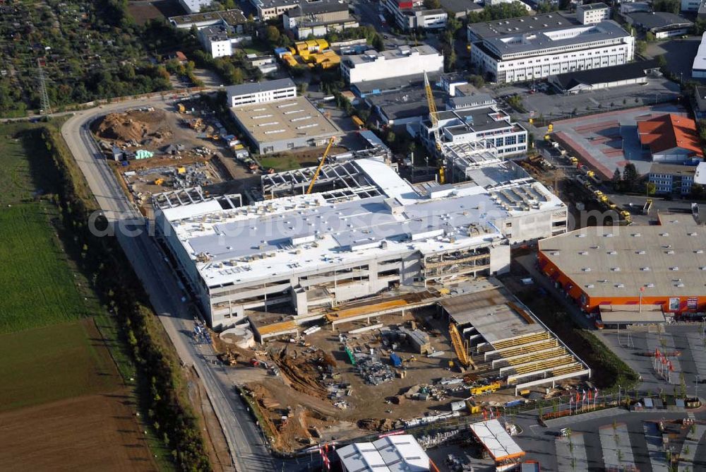 Frankfurt / Nieder-Eschbach from above - Blick auf die Baustelle von Ikea neben Hornbach auf dem Gewerbegebiet in Nieder-Eschbach bei Frankfurt am Main. Im Frühjahr 2007 wird in Nieder-Eschbach die erste IKEA-Filiale eröffnet.