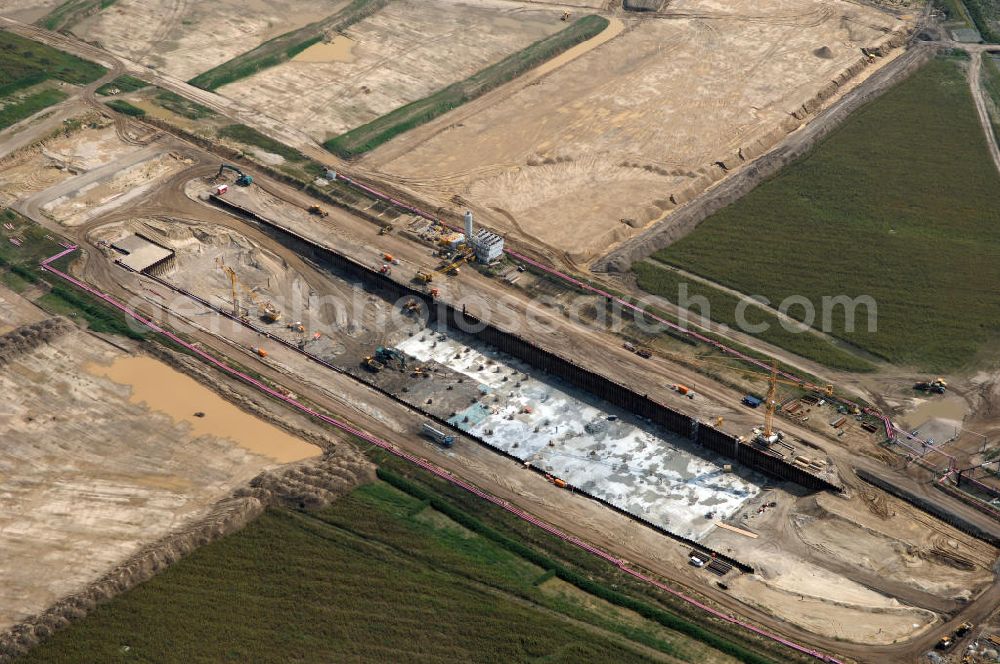 Aerial photograph Schönefeld - Blick auf den Bau des Hauptstadtflughafens Berlin Brandenburg International (BBI) in Schönefeld. Es ist das größte Infrastrukturobjekt der neuen Länder und wird einer der modernsten Flughafen Europas. Homepage: http://