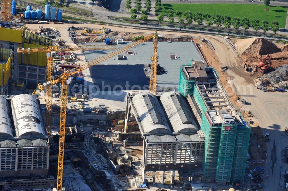 Aerial image Frankfurt am Main - High-rise construction of the twin towers of the ECB's headquarters in Frankfurt / Main in Hesse. The new headquarters of the European Central Bank is a design by the architects of Coop Himmelb (l) au