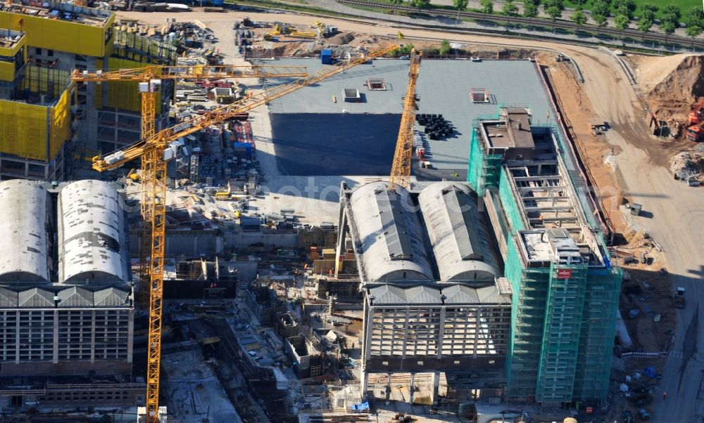 Frankfurt am Main from above - High-rise construction of the twin towers of the ECB's headquarters in Frankfurt / Main in Hesse. The new headquarters of the European Central Bank is a design by the architects of Coop Himmelb (l) au