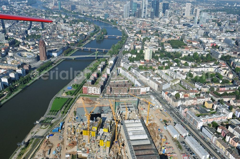 Frankfurt am Main from the bird's eye view: High-rise construction of the twin towers of the ECB's headquarters in Frankfurt / Main in Hesse. The new headquarters of the European Central Bank is a design by the architects of Coop Himmelb (l) au