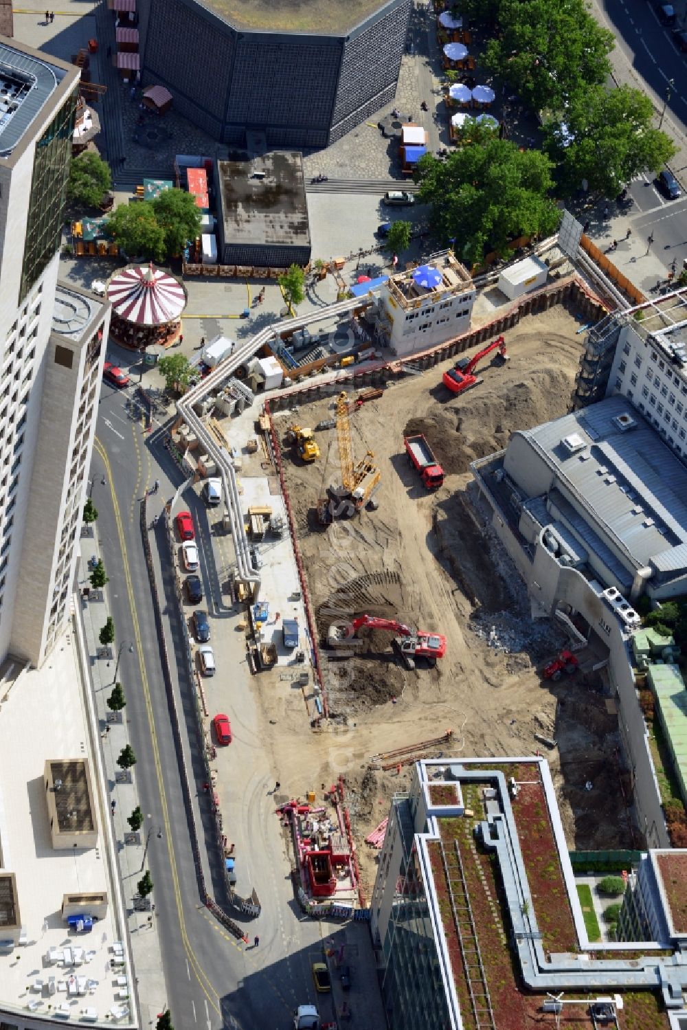 Berlin from the bird's eye view: Construction of high-rise commercial building, Upper West on the Breitscheidplatz in Berlin-Charlottenburg