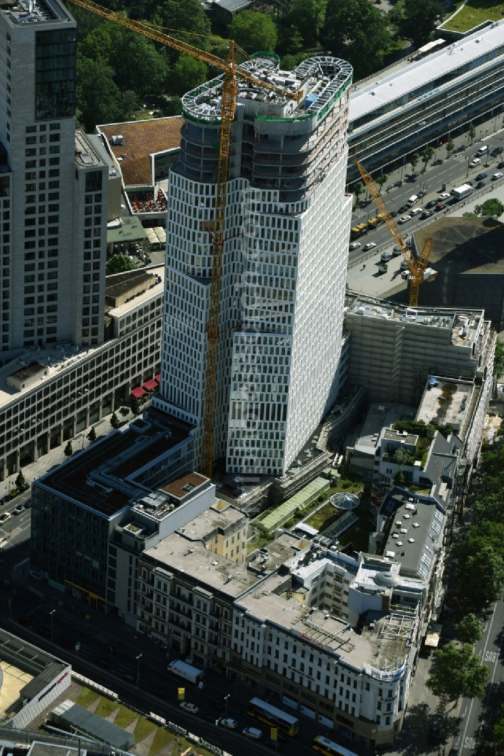 Berlin from the bird's eye view: Construction of high-rise commercial building, Upper West on the Breitscheidplatz in Berlin-Charlottenburg