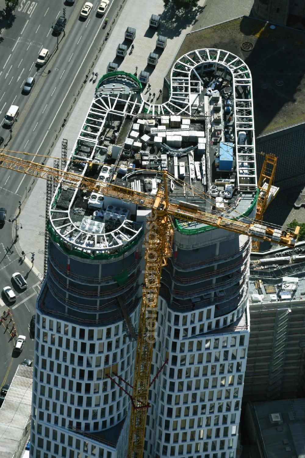 Aerial image Berlin - Construction of high-rise commercial building, Upper West on the Breitscheidplatz in Berlin-Charlottenburg