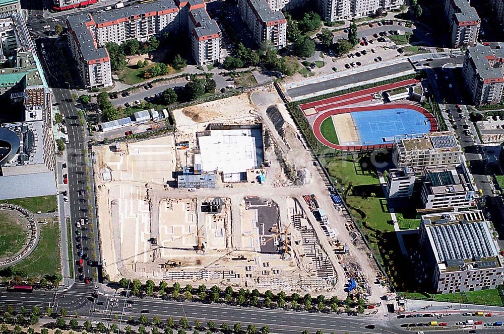 Berlin from above - Baustelle des Holocaust-Denkmal am ehemaligen Grenzstreifen an der Wilhelmstraße, am Brandenburger Tor