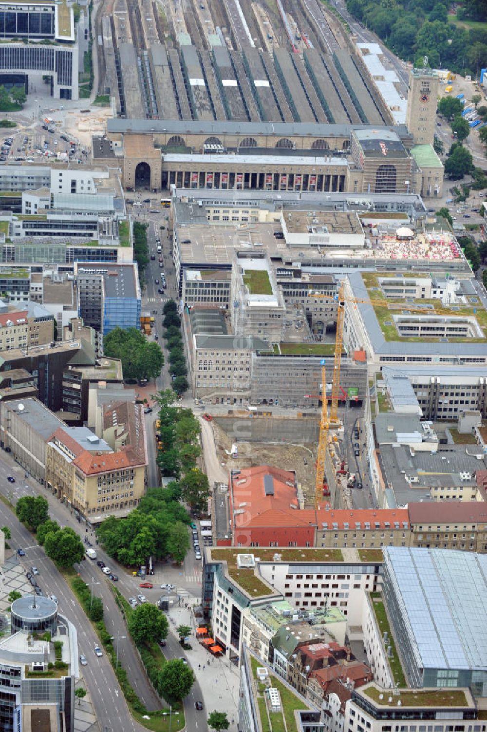 Stuttgart from above - View at the construction site of a new hotel in the Lautenschlager street on the former ground of the post house OPD. In the background is the central train station of Suttgart