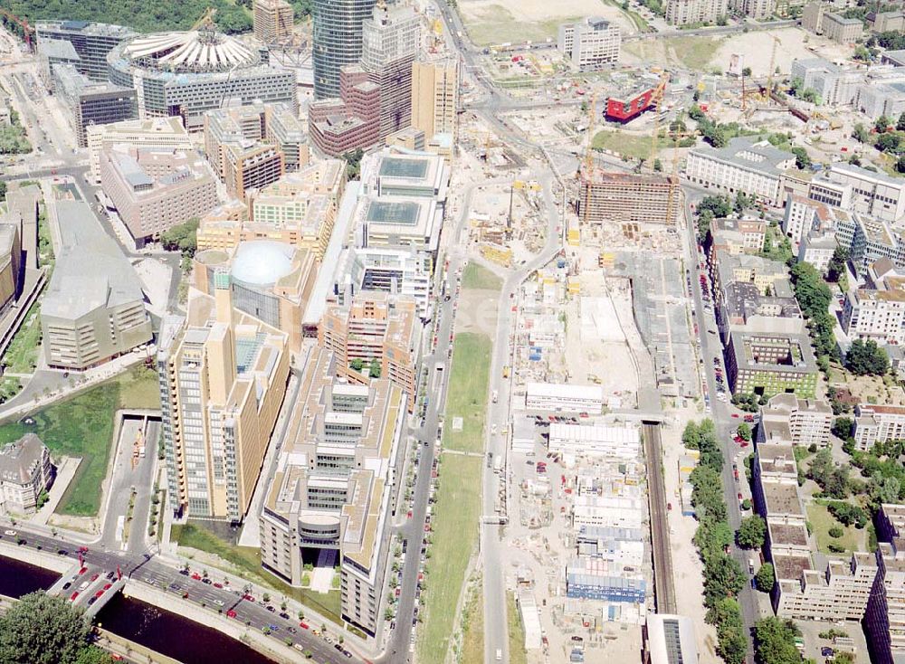 Berlin - Tiergarten from the bird's eye view: Baustelle der HVB-Projekt am Potsdamer Platz in Berlin-Tiergarten.