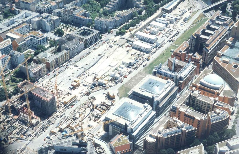 Aerial photograph Berlin - Tiergarten - Baustelle der HVB-Projekt am Potsdamer Platz in Berlin-Tiergarten.