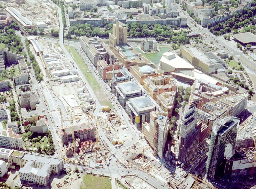 Aerial photograph Berlin - Tiergarten - Baustelle der HVB-Projekt am Potsdamer Platz in Berlin-Tiergarten.