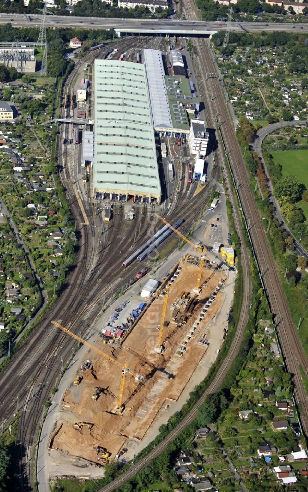 Frankfurt am Main from above - Constration site of the new build ICE plant in the district Griesheim of Frankfurt at the Main in Hesse