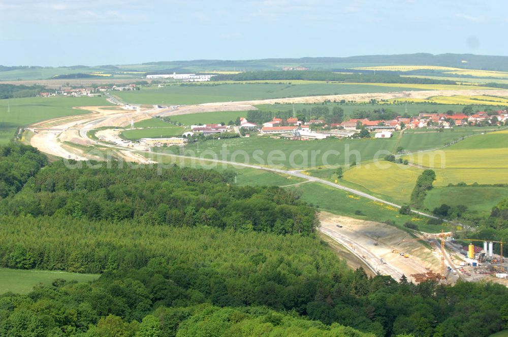 Göschwitz bei Jena from the bird's eye view: Blick auf die Baustelle der Autobahnverlegung Europastrasse E40 A4 bei Jena im Bereich des Jagdbergtunnels. Bauherr: DEGES (Deutsche Einheit Fernstraßenplanungs- und bau GmbH, Berlin), Bauausführung: ARGE: Baresel, Beton und Monierbau, Kirchhoff Leipzig Ausführungsplanung: Bauzeit: 2008 - 2012 View of the construction site chase mountain highway tunnel laying E40 European highway A4 at Jena.