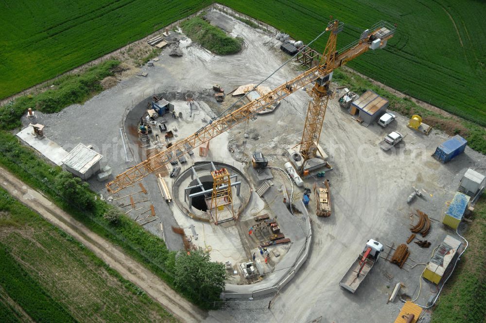 Aerial photograph Göschwitz bei Jena - Blick auf die Baustelle der Autobahnverlegung Europastrasse E40 A4 bei Jena im Bereich des Jagdbergtunnels. Bauherr: DEGES (Deutsche Einheit Fernstraßenplanungs- und bau GmbH, Berlin), Bauausführung: ARGE: Baresel, Beton und Monierbau, Kirchhoff Leipzig Ausführungsplanung: Bauzeit: 2008 - 2012 View of the construction site chase mountain highway tunnel laying E40 European highway A4 at Jena.