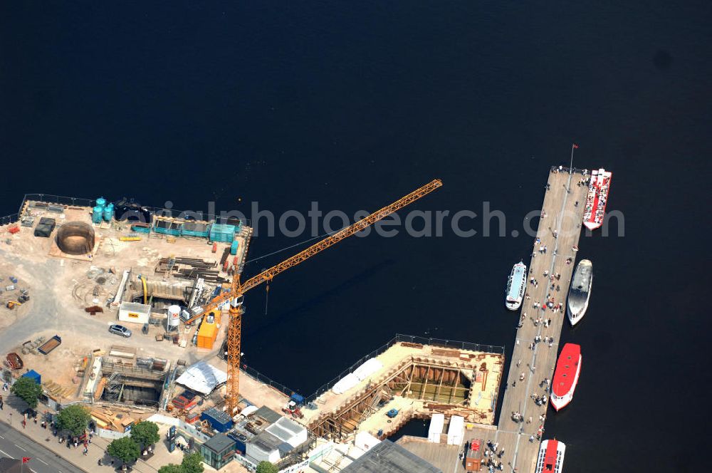 Hamburg from the bird's eye view: Construction site on the underground line 4 at the street Jungfernsteig at the southern lakeside of the Inner Alster in Hamburg