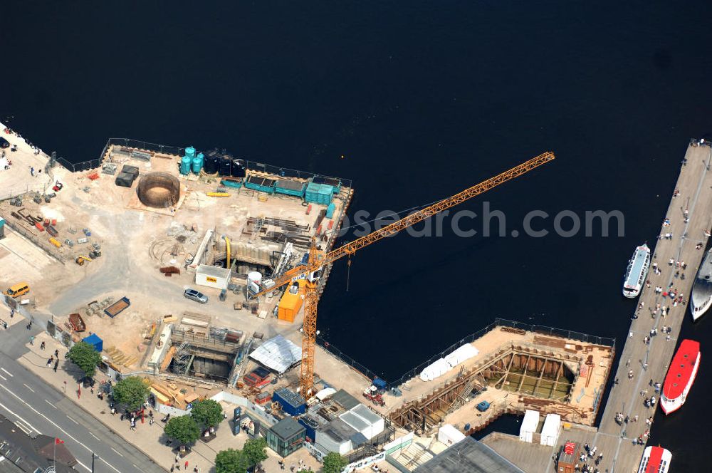 Aerial image Hamburg - Construction site on the underground line 4 at the street Jungfernsteig at the southern lakeside of the Inner Alster in Hamburg