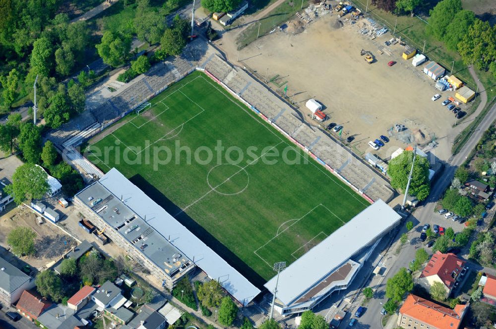 Potsdam-Babelsberg from the bird's eye view: Baustelle vom Umbau des Karl-Liebknecht-Stadion in Babelsberg. Das Fußball-Stadion ist Heimspielstätte des SV Babelsberg 03 und des 1. FFC Rurbine Potsdam. Construction site of the rebuilding of the Stadium Karl-Liebknecht in Babelsberg.