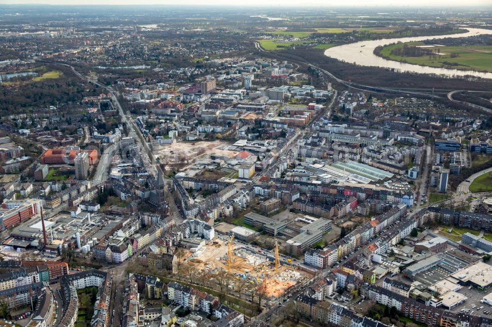 Düsseldorf from above - Construction site of Karolinger Hoefe to build a new multi-family residential complex and trade plants on Merowingerstrasse in the district Bilk in Duesseldorf in the state North Rhine-Westphalia, Germany