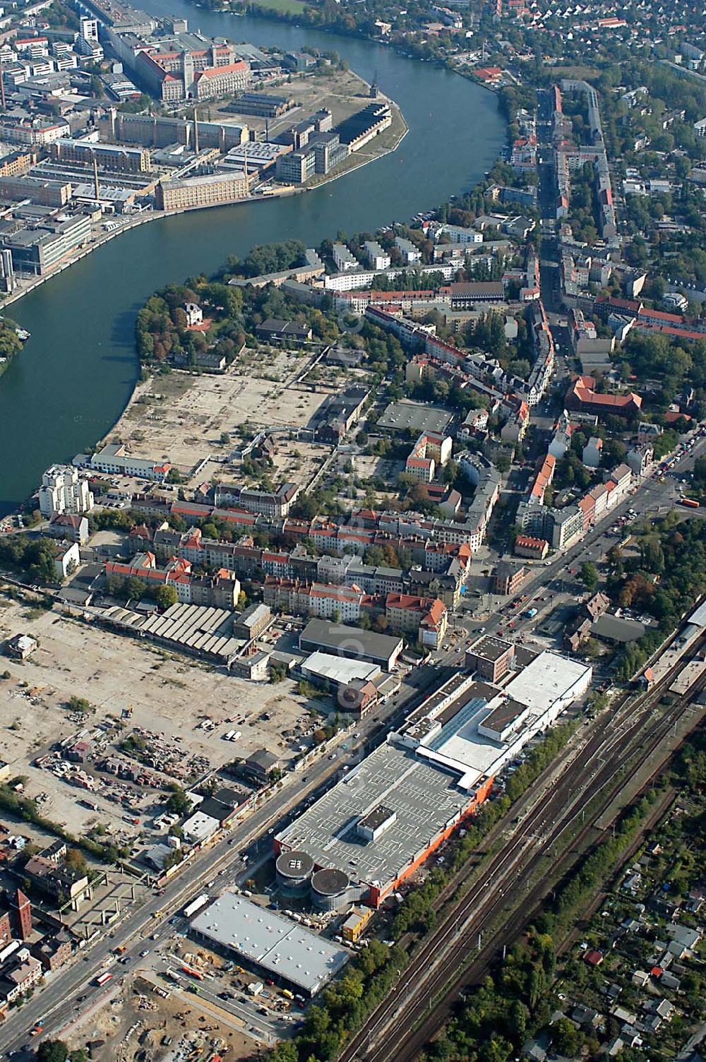 Berlin / Treptow Niederschöneweide from above - 