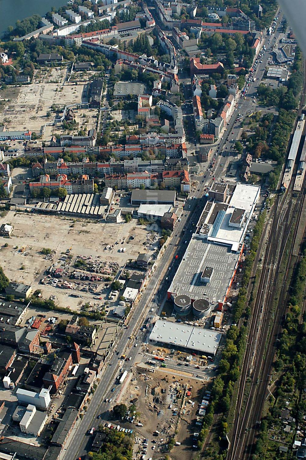 Berlin / Treptow Niederschöneweide from above - 