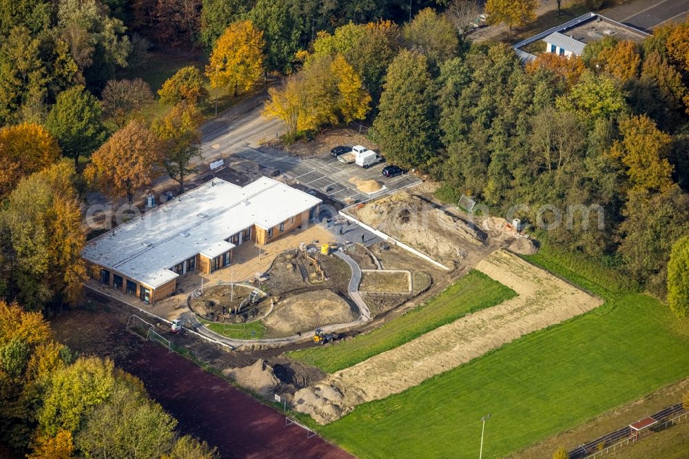 Aerial photograph Gladbeck - New construction site for the construction of a kindergarten building and Nursery school on Berliner Strasse in Gladbeck at Ruhrgebiet in the state North Rhine-Westphalia, Germany