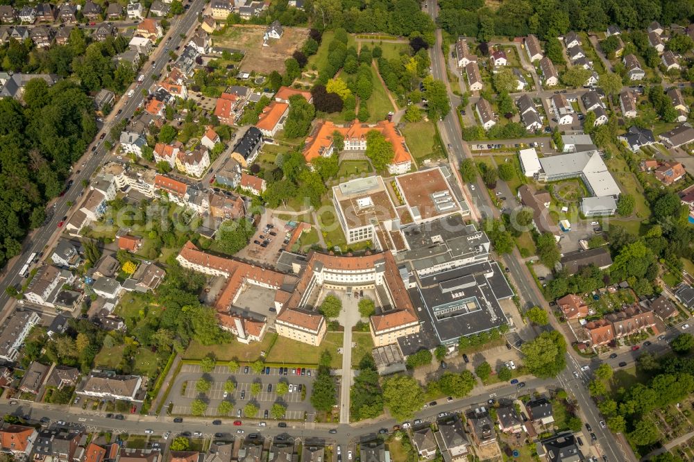 Hamm from the bird's eye view: Hospital grounds of the clinic sankt Marien Hospital in the Knappenstrasse in Hamm in the state North Rhine-Westphalia