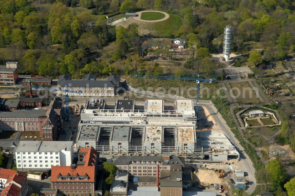 Brandenburg from the bird's eye view: Blick auf die Baustelle vom Neubau am Klinikum / Klinik / Krankenhaus Brandenburg. View of the construction site from the clinic / hospital Brandenburg.