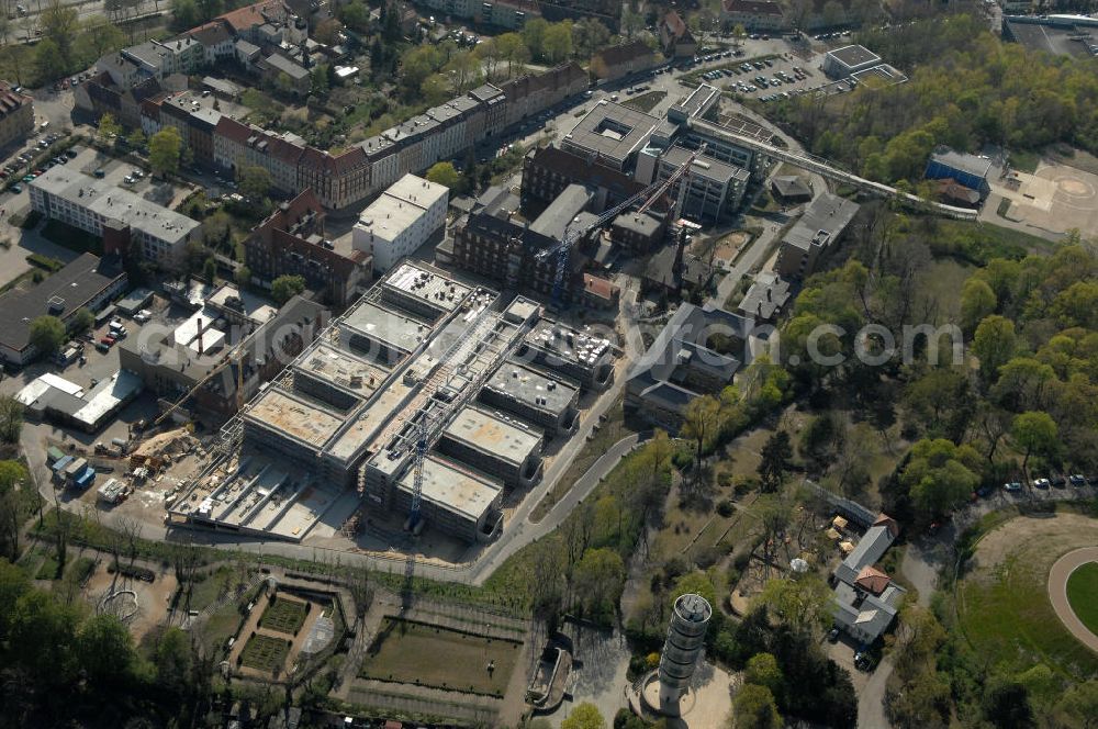 Brandenburg from the bird's eye view: Blick auf die Baustelle vom Neubau am Klinikum / Klinik / Krankenhaus Brandenburg. View of the construction site from the clinic / hospital Brandenburg.