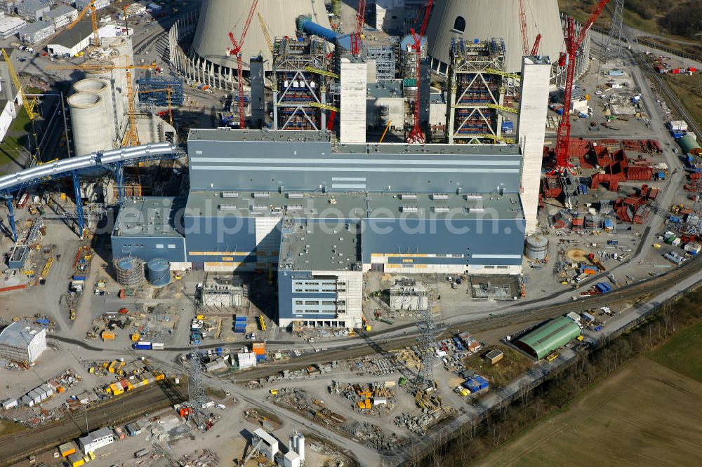 Aerial image Hamm - Kraftwerk / Kohlekraftwerk Westfalen im Stadtteil Hamm-Uentrop mit dem ehemaligen Kernkraftwerk KKW / AKW THTR-300 in Nordrhein-Westfalen NRW. Powerhouse / coal power station in the district Hamm-Uentrop with the former nuclear power station NPS / atomic plant THTR-300 in North Rhine-Westphalia.