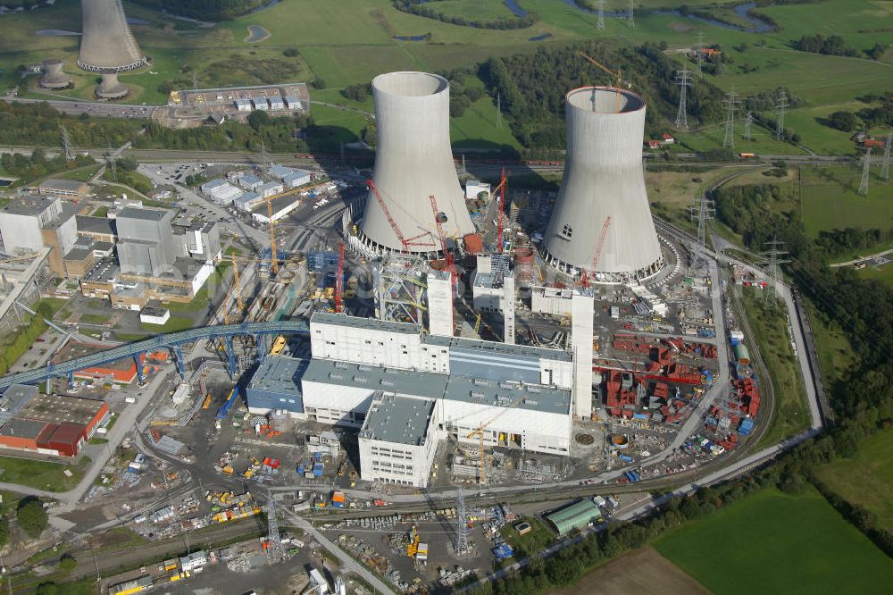 Aerial photograph Hamm - Baustelle am Kraftwerk / Kohlekraftwerk Westfalen im Stadtteil Hamm-Uentrop mit dem ehemaligen Kernkraftwerk KKW / AKW THTR-300 in Nordrhein-Westfalen NRW. Construction site at the powerhouse / coal power station in the district Hamm-Uentrop with the former nuclear power station NPS / atomic plant THTR-300 in North Rhine-Westphalia.