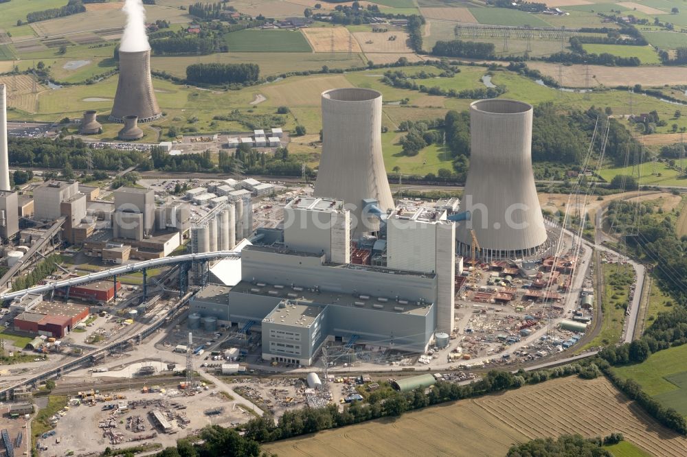 Hamm from the bird's eye view: Construction site at the powerhouse / coal power station in the district Hamm-Uentrop with the former nuclear power station NPS / atomic plant THTR-300 in North Rhine-Westphalia