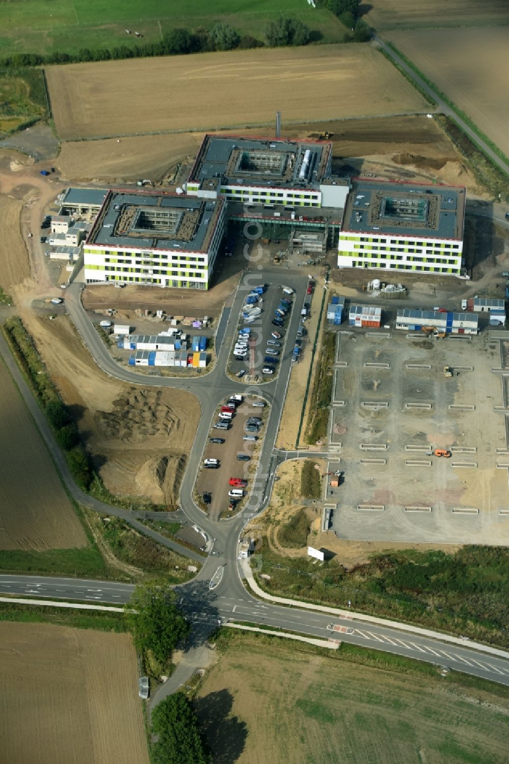 Obernkirchen from the bird's eye view: Construction site on the hospital grounds to build a new hospital for the total Schaumburg district of Upper churches in Lower Saxony