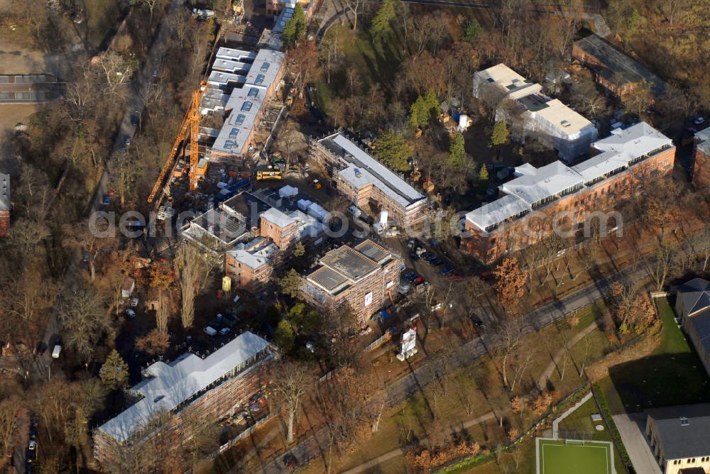 Aerial photograph POTSDAM - Blick auf die Baustelle der Liegenschaft Parc du Bois - Park der Bäume einem ehemaligen Militärlazarett. Die traditionsreiche Liegenschaft Parc du Bois umfaßt 12 denkmalgeschützte Garnisions-Gebäude aus dem 19. Jahrhundert. Bauträger: Berner Group GmbH Wiesbaden, Mainzer Strasse 19, 65185 Wiesbaden, Tel. 0611 9009-100, Fax 0611 9009-555, E-Mail: info@bg-online.net,