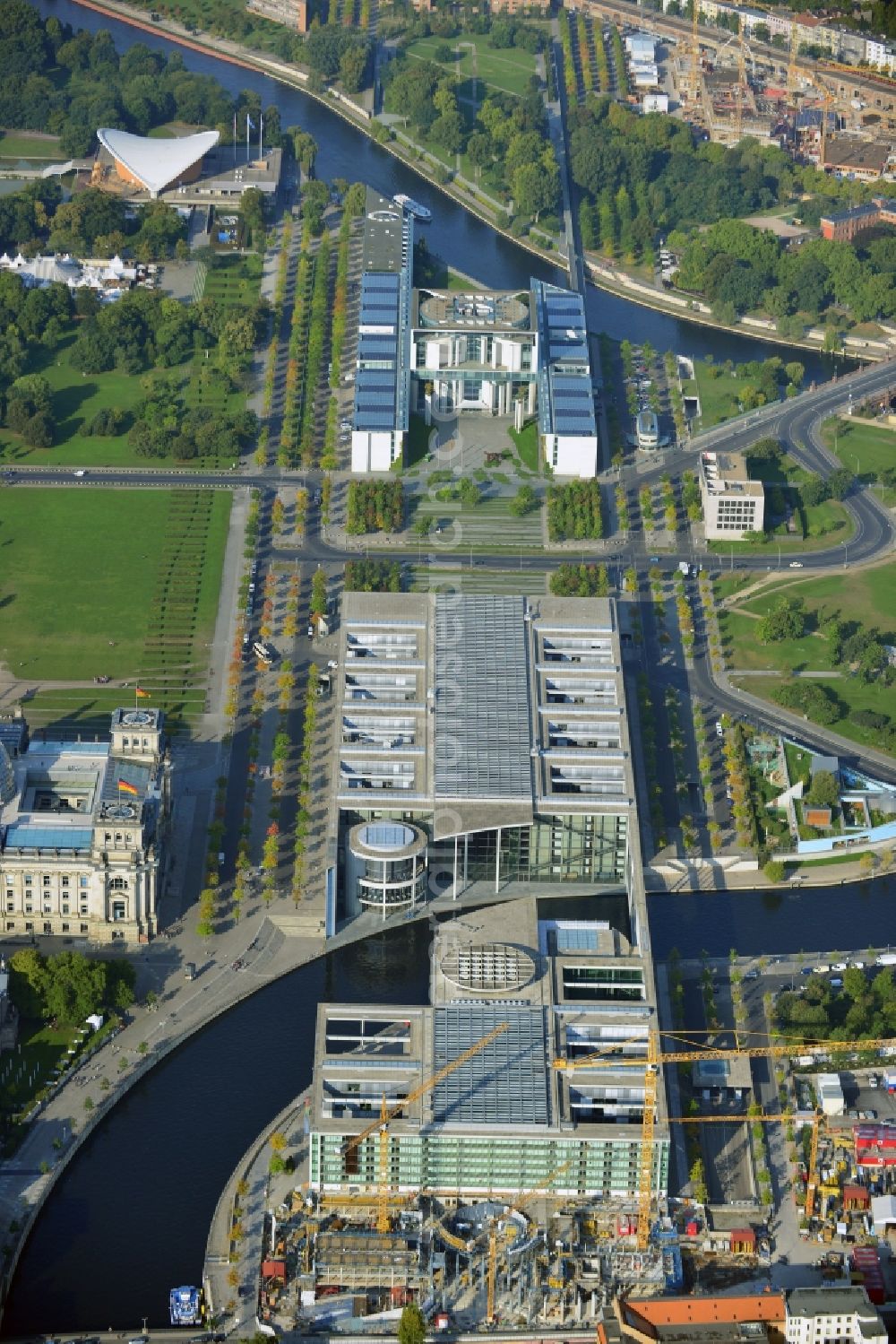 Aerial image Berlin - Extension building site of the government building Marie-Elisabeth-Lüders-Haus in the city centre Berlin