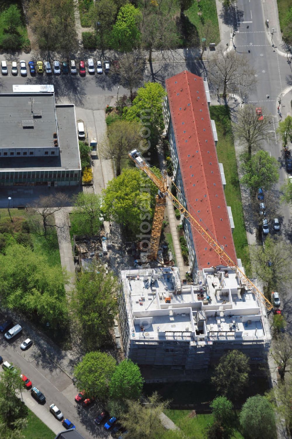 Berlin from the bird's eye view: Baustelle vom Mehrfamilienhaus an der Robert-Uhrig-Straße in Berlin Lichtenberg. Ein Projekt vom Ingenieurbüro Karasch & Küchler GmbH