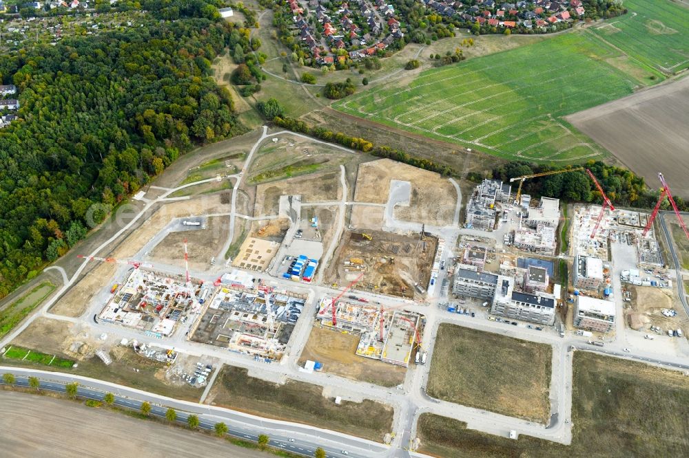 Wolfsburg from the bird's eye view: Residential construction site with multi-family housing development- on the Steimker Gaerten in the district Hellwinkel in Wolfsburg in the state Lower Saxony, Germany