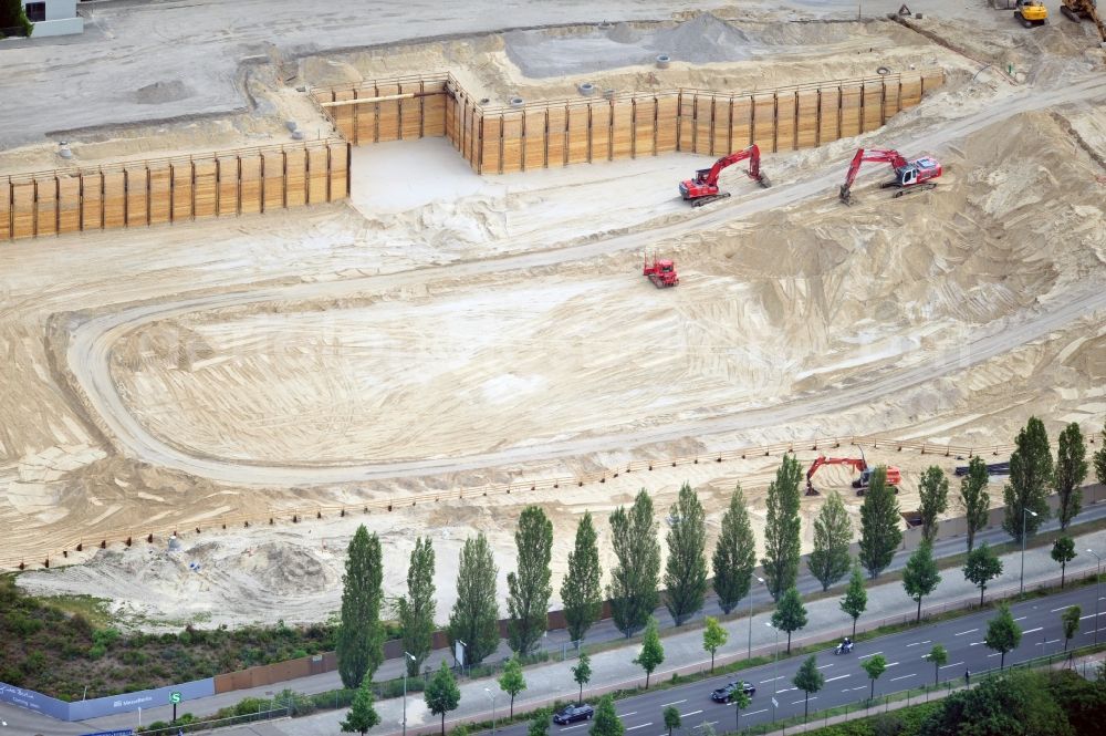 Berlin from above - View of construction site at the exhibition venue Cube City Exhibition Grounds in Berlin Charlottenburg. On the site of the demolished Germany Hall is to be completed by the end of 2013, designed by the architectural firm UNIQUE CODE suitable congress hall