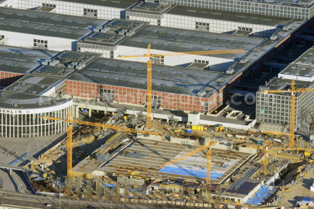 Berlin from above - View of construction site at the exhibition venue Cube City Exhibition Grounds in Berlin Charlottenburg. On the site of the demolished Germany Hall is to be completed by the end of 2013, designed by the architectural firm UNIQUE CODE suitable congress hall