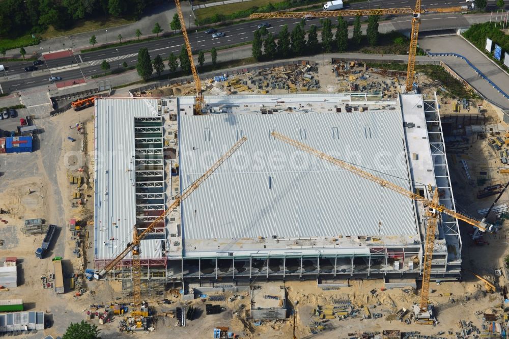 Berlin from above - View of construction site at the exhibition venue Cube City Exhibition Grounds in Berlin Charlottenburg. On the site of the demolished Germany Hall is to be completed by the end of 2013, designed by the architectural firm UNIQUE CODE suitable congress hall