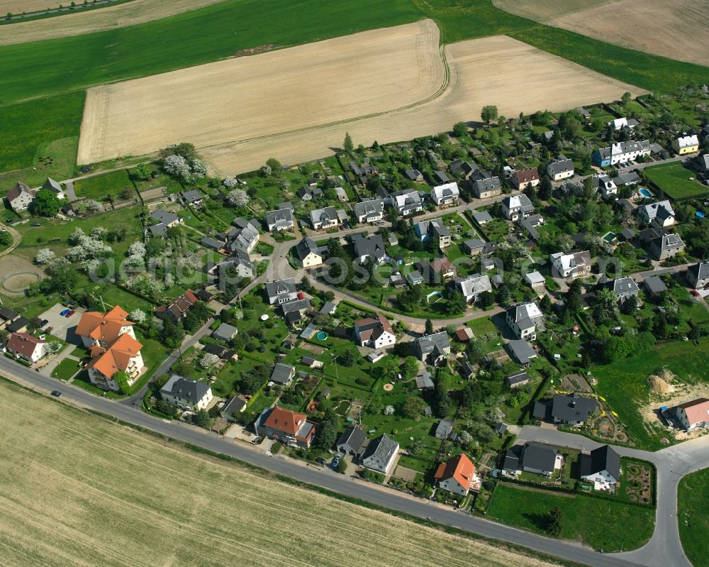 Aerial photograph Lauenhain - Residential area construction site of a mixed development with multi-family houses and single-family houses- New building at the in Lauenhain in the state Saxony, Germany