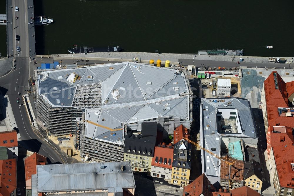 Aerial image Regensburg - Extension of a new construction site at the Museum- Building Museum of Bayerischen Geschichte on Hunnenmarkt - Donauplatz in the district Innenstadt in Regensburg in the state Bavaria, Germany