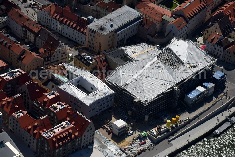 Aerial image Regensburg - Extension of a new construction site at the Museum- Building Museum of Bayerischen Geschichte on Hunnenmarkt - Donauplatz in the district Innenstadt in Regensburg in the state Bavaria, Germany