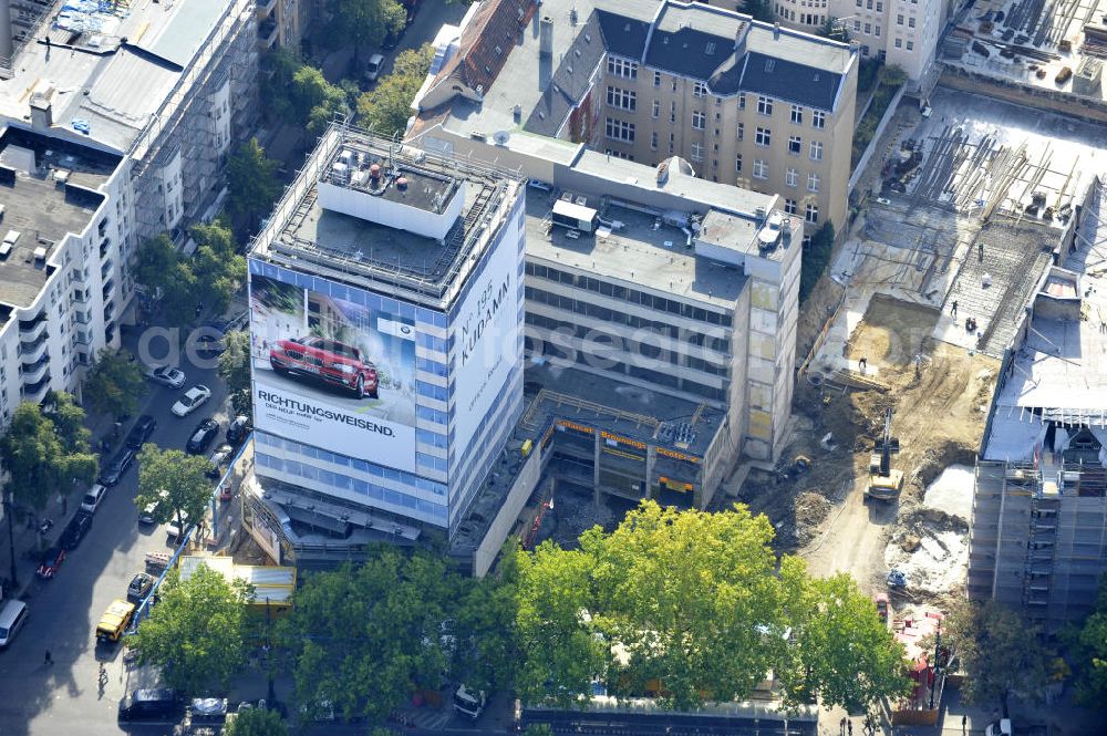 Aerial image Berlin - Areal der Baustelle für den Neubau des Büro- und Geschäftshauses „ N° 195 Kudamm “. ALPINE Bau Deutschland AG führt die Realisierung des Rohbaus sowie die Sanierung des teilweise denkmalgeschützten Gebäudes durch. Bauherr ist die FREO Group. Site for the new office and retail building N ° 195 Kurfürstendamm. ALPINE Bau AG, Germany through the implementation of the structural work and refurbishment of the listed building.