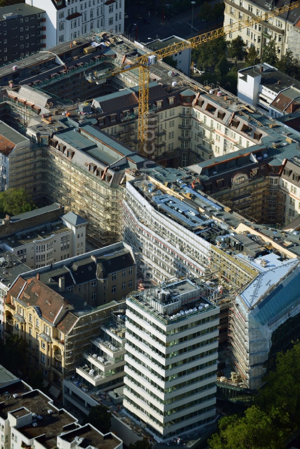 Berlin from the bird's eye view: Site for the new office and retail building N ° 195 Kurfürstendamm. ALPINE Bau AG, Germany through the implementation of the structural work and refurbishment of the listed building