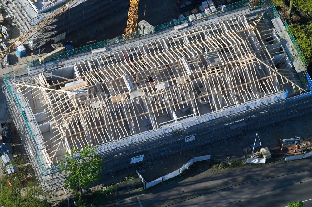 Aerial image Rotenburg (Wümme) - Construction site of the new buildings of the retirement home - retirement of AGAPLESION DIAKONIEKLINIKUM ROTENBURG gemeinnuetzige GmbH on Glockengiesserstrasse in Rotenburg (Wuemme) in the state Lower Saxony, Germany