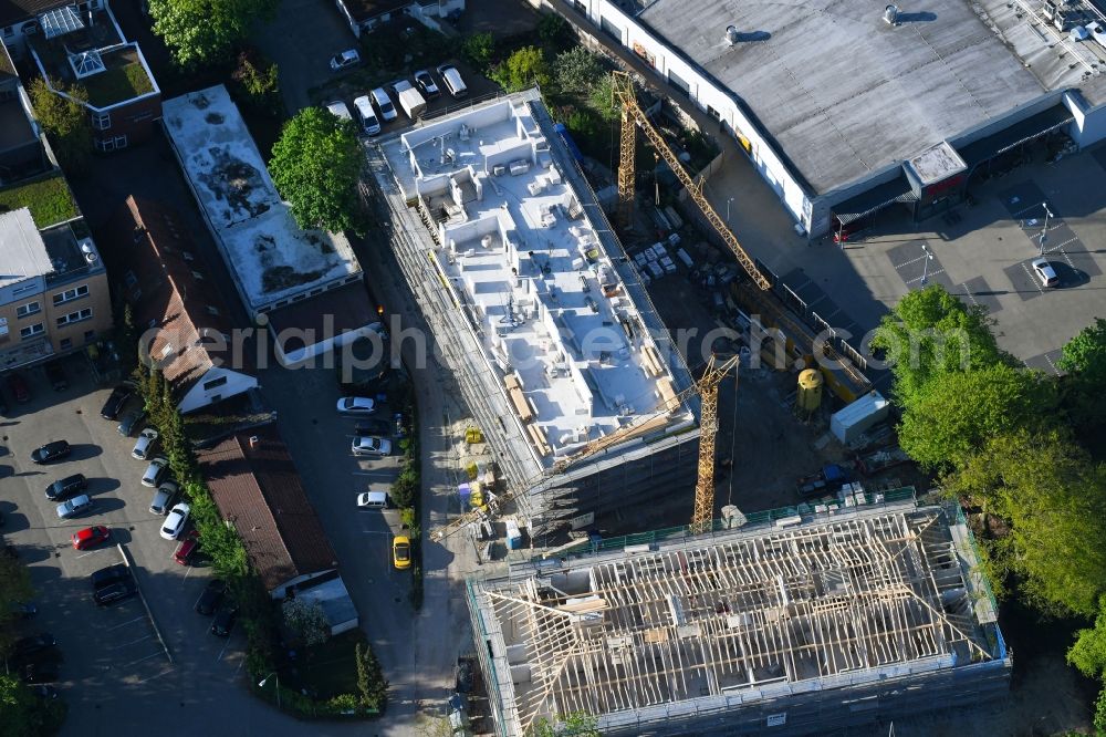 Aerial photograph Rotenburg (Wümme) - Construction site of the new buildings of the retirement home - retirement of AGAPLESION DIAKONIEKLINIKUM ROTENBURG gemeinnuetzige GmbH on Glockengiesserstrasse in Rotenburg (Wuemme) in the state Lower Saxony, Germany