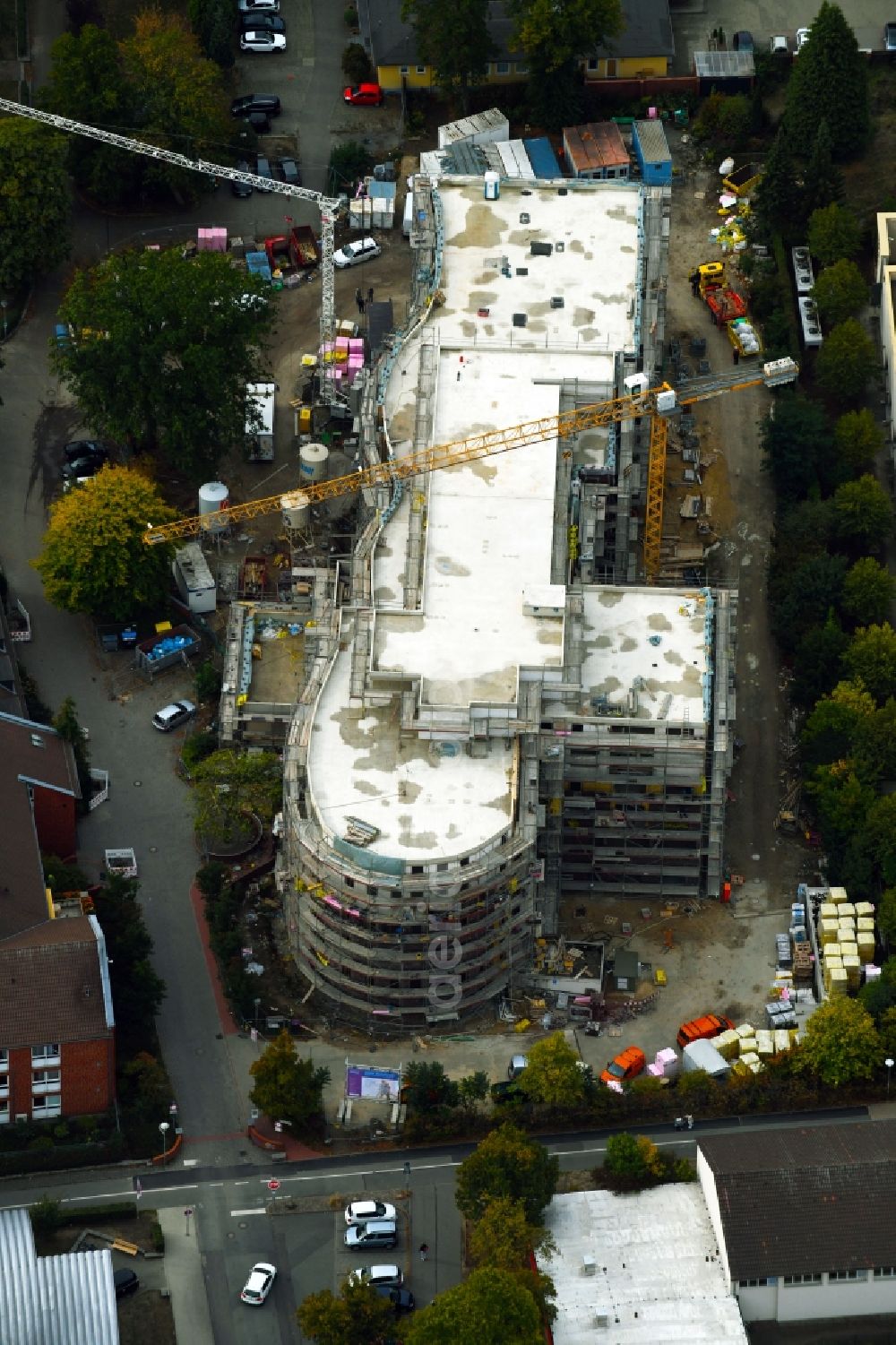 Aerial photograph Wolfsburg - Construction site of the new buildings of the retirement home - retirement on Antonius-Holling-Weg in Wolfsburg in the state Lower Saxony, Germany