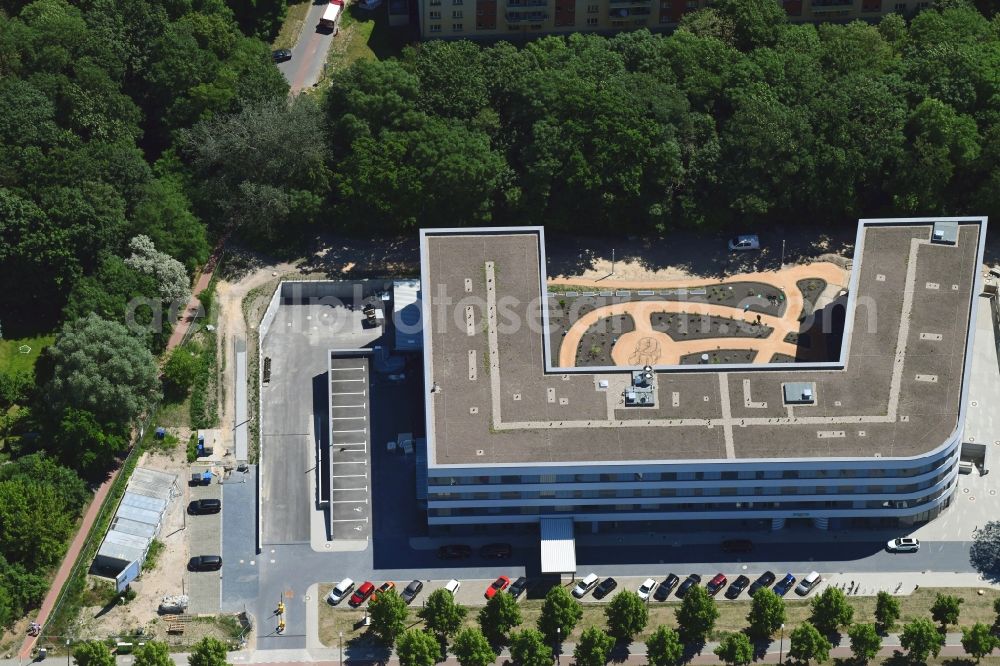 Berlin from the bird's eye view: Construction site of the new buildings of the retirement home - retirement Blumberger Damm corner Altentreptower Strasse in the district Biesdorf in Berlin, Germany